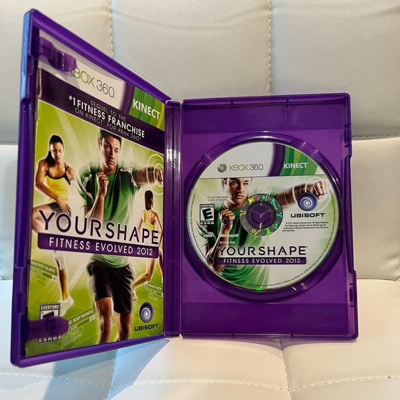 Xbox controller, chatpad (no cables) & 4 kinect CDs, same or next day shipping - Picture 5 of 7